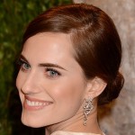 Allison Williams superb Earring Oscar 2013