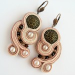 beutifuly_embroided_earing2
